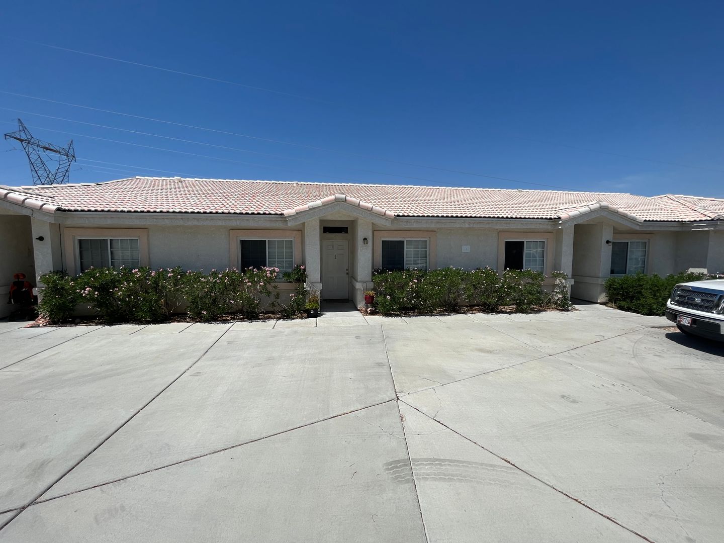 Bullhead City Apartment: 317 Phyliss Dr