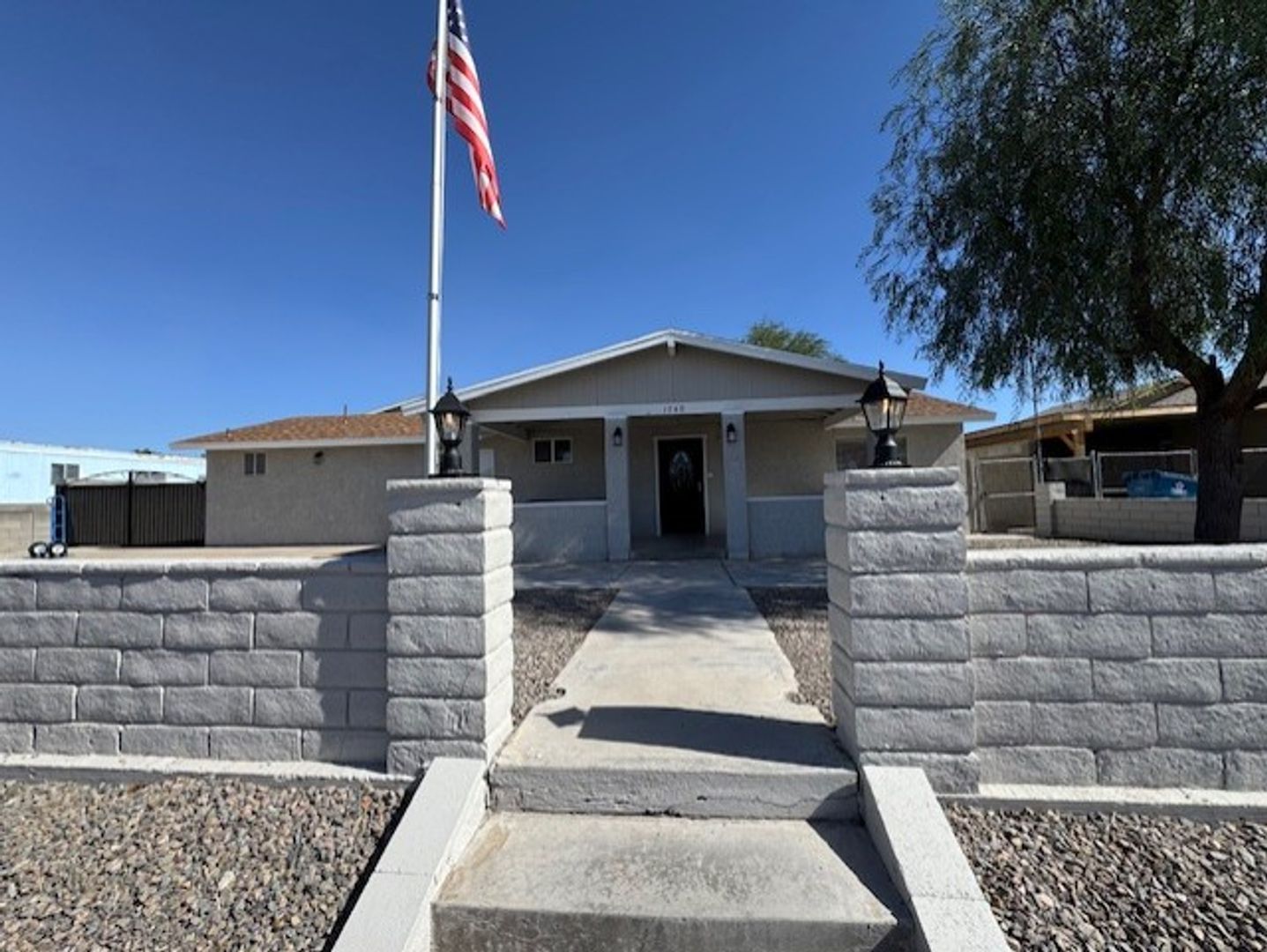 Bullhead City House: 1740 Lynn Dr