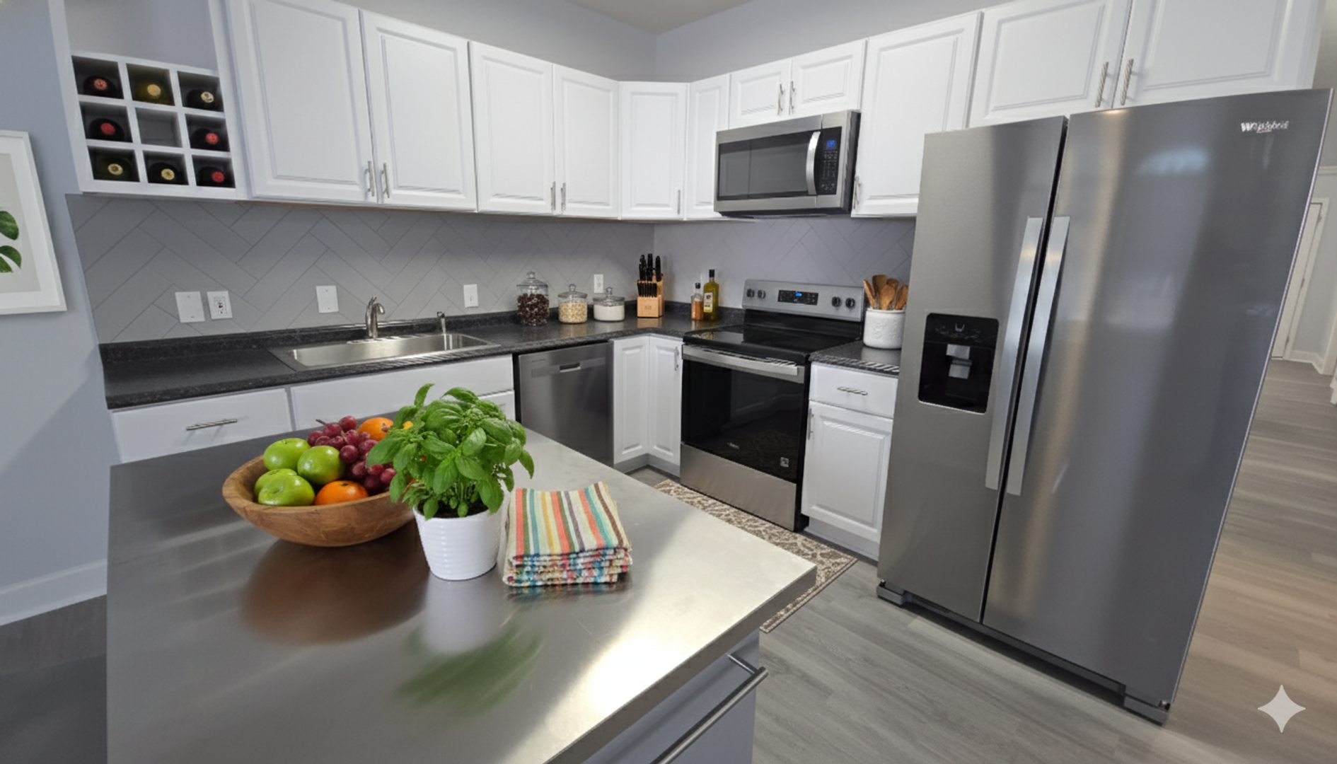 Columbus Apartment: 8082 Veterans Pkwy