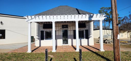100 McDuffie St - The Square Corner – photo 1