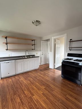 137 Vincennes St - Upper – photo 1