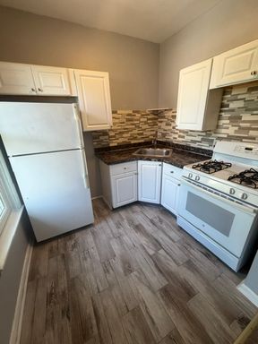 90 Cottage St, 21 – photo 1