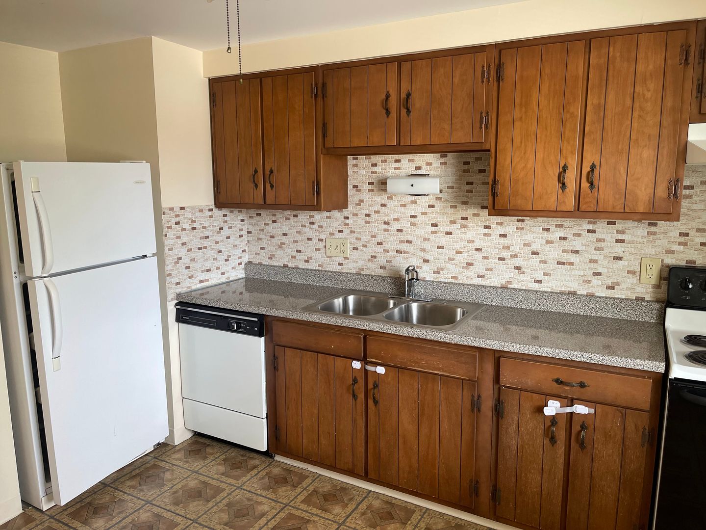 Depew Apartment: 720 Lancer Court