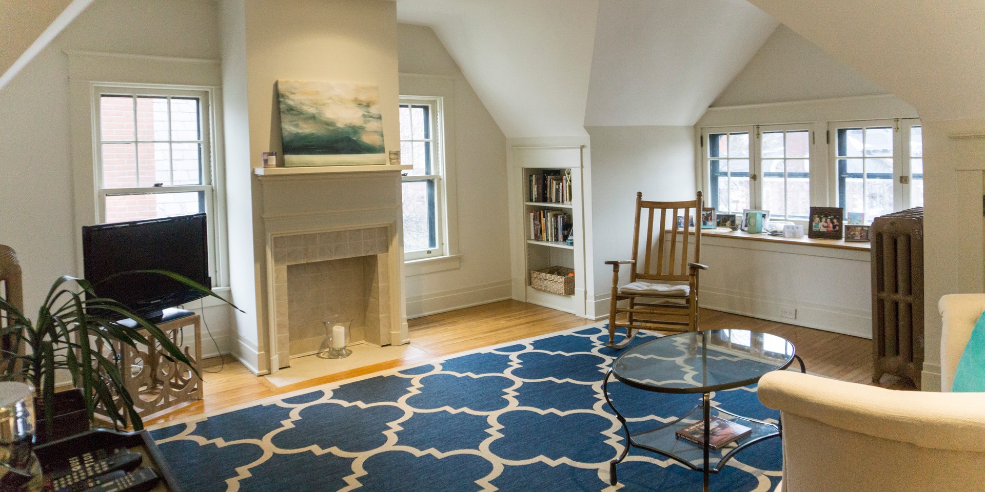 Buffalo Apartment: 733 West Delavan Ave.