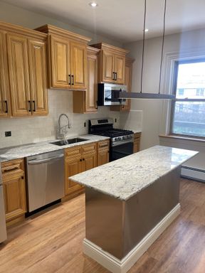 Brand New Updated Two Bedroom / One Bathroom in Elmwood Village!! Call TODAY!! – photo 1