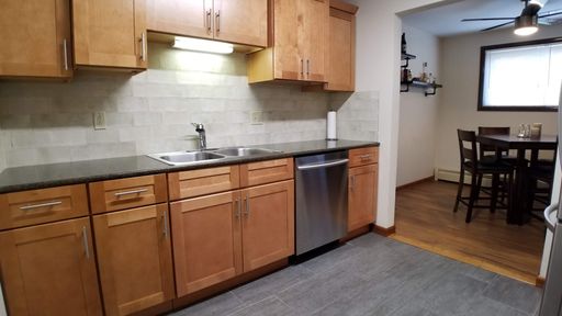 Astounding, Fully Renovated 1 Bed w/ Stainless Steel Appliances!!