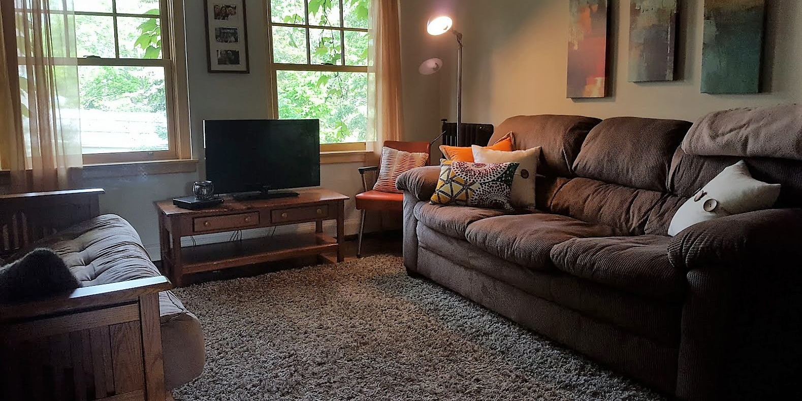 Buffalo Apartment: 1392-1396 Amherst Street