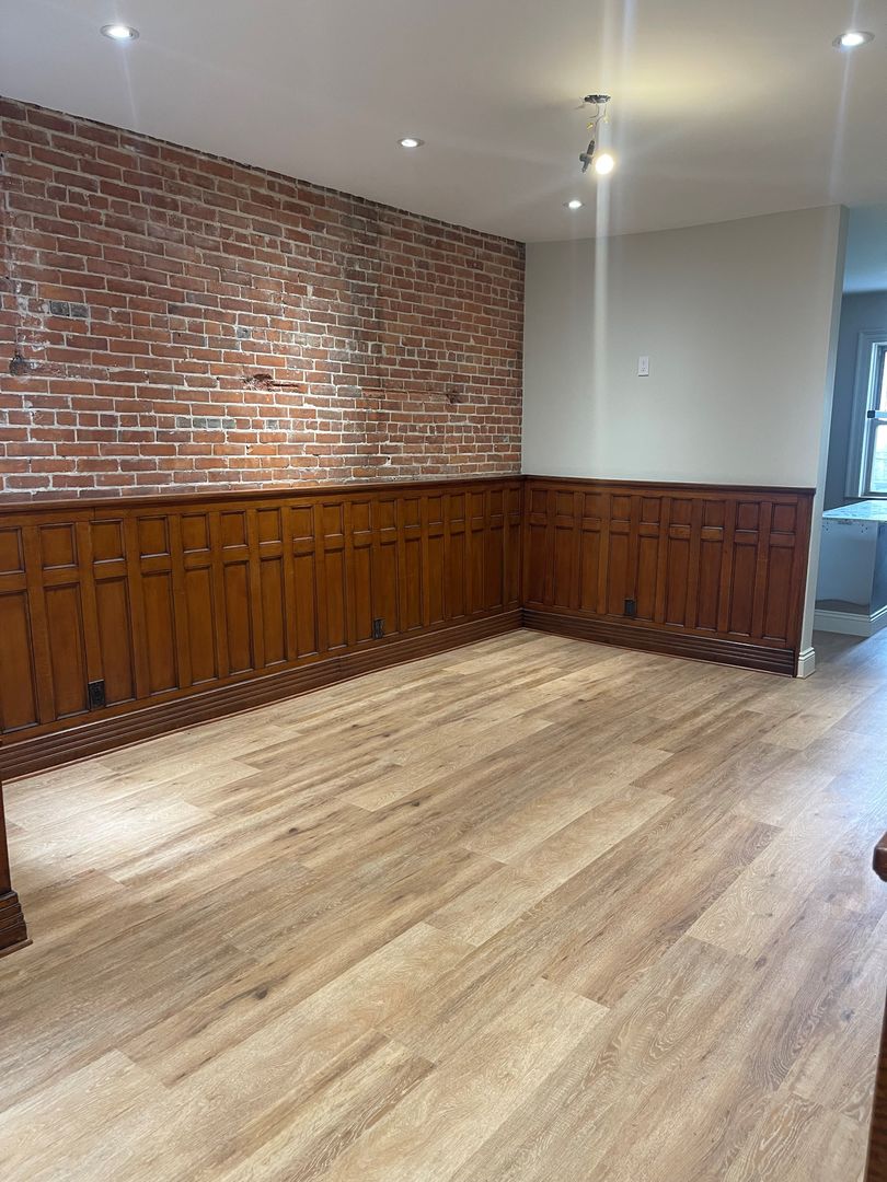 Buffalo Apartment: 715-721 Elmwood Ave
