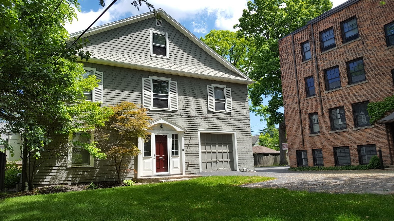 Buffalo Apartment: 1392-1396 Amherst Street