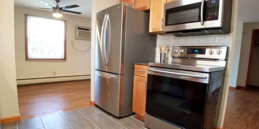 Astounding, Fully Renovated 2 Bed!! Call TODAY!! – photo 1