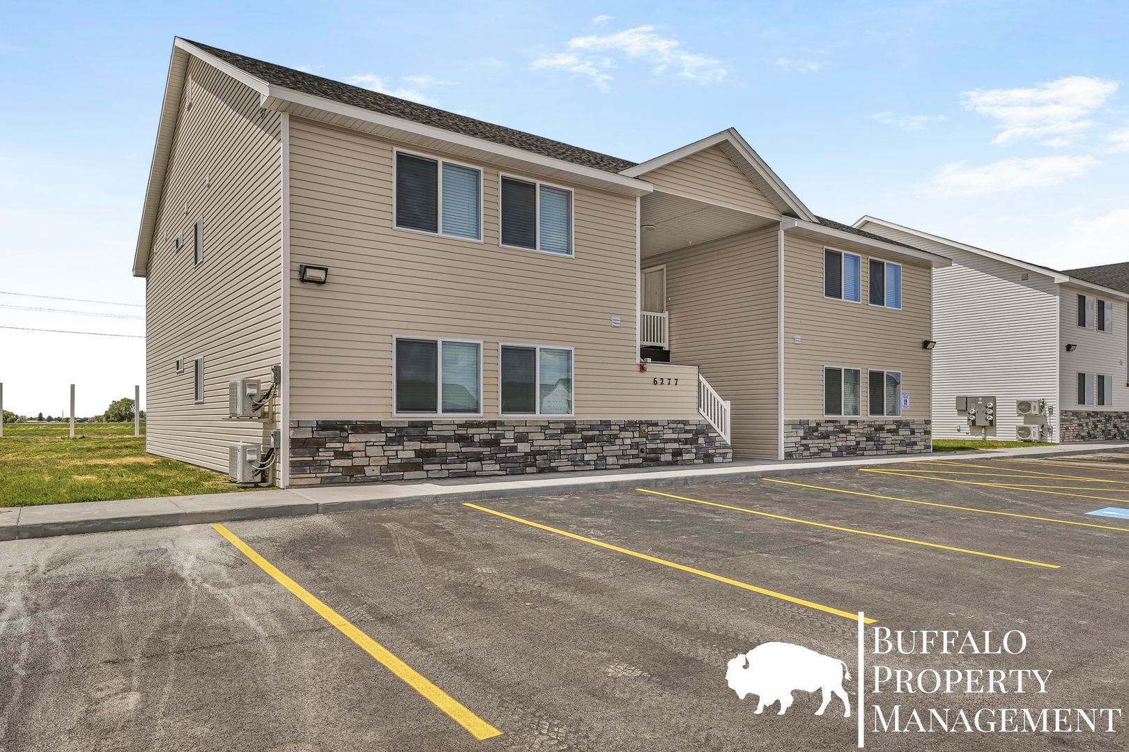 Idaho Falls Apartment: 6277 Silver Fox Rd