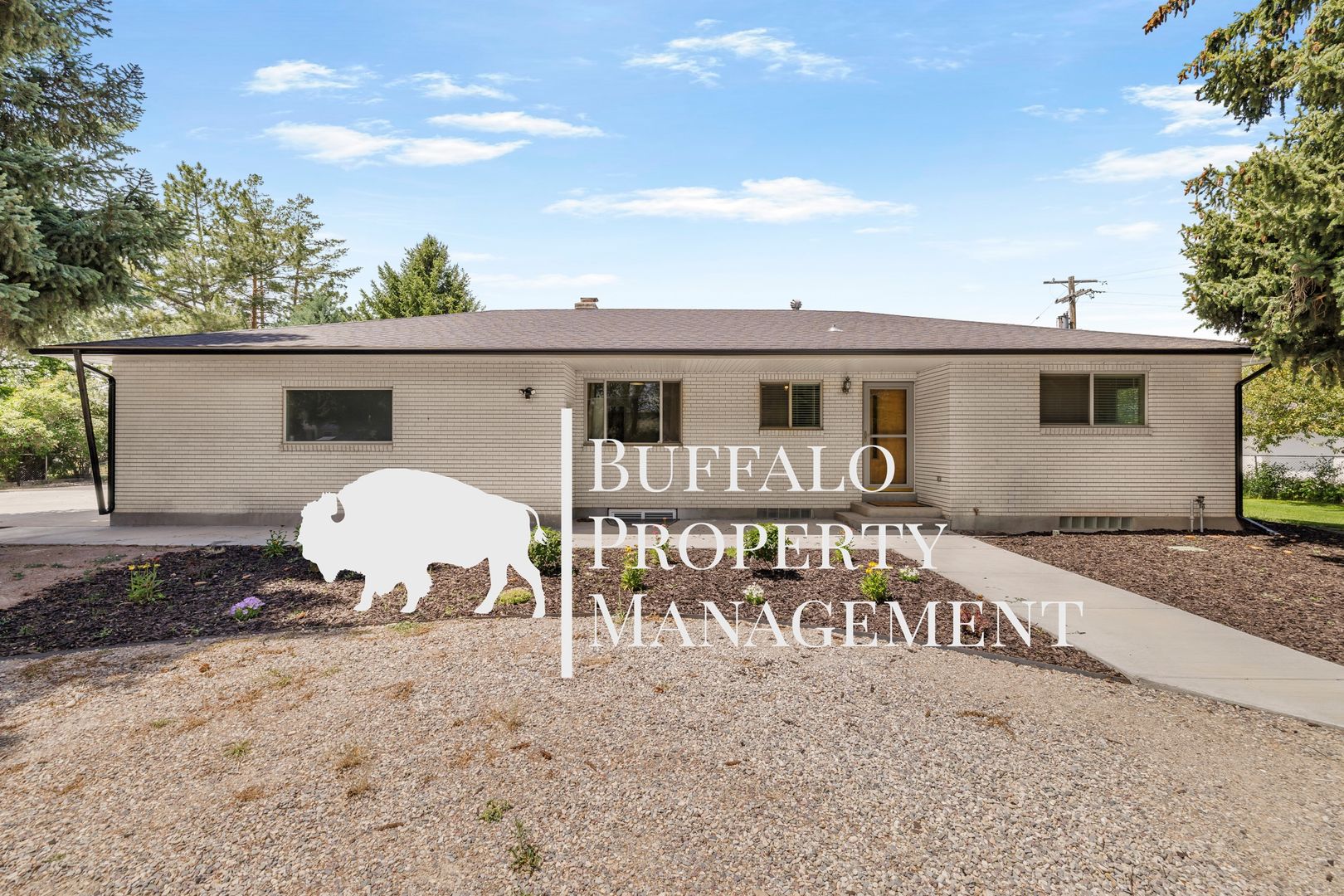 Iona House: 4267 N 55th E