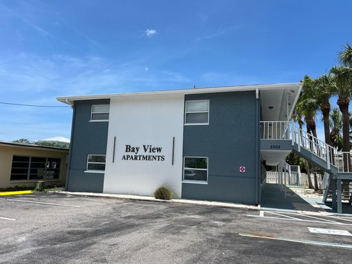Away from the crowds and just two blocks from the Beach