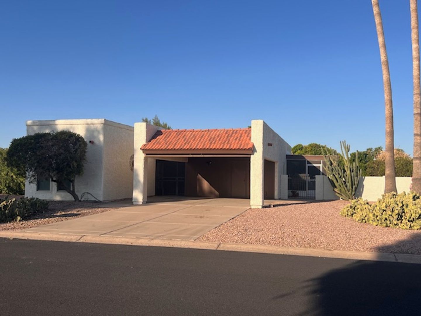 Sun Lakes House: 25246 S Glenburn Dr