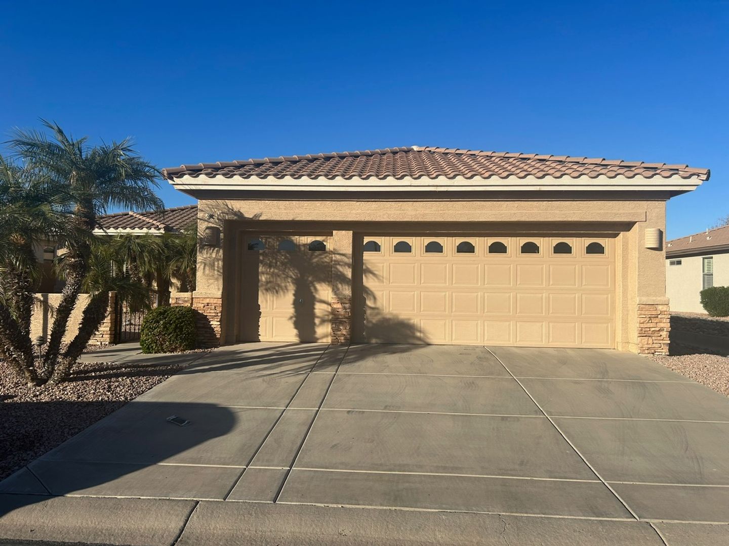 Sun Lakes House: 8824 E Sunridge Dr