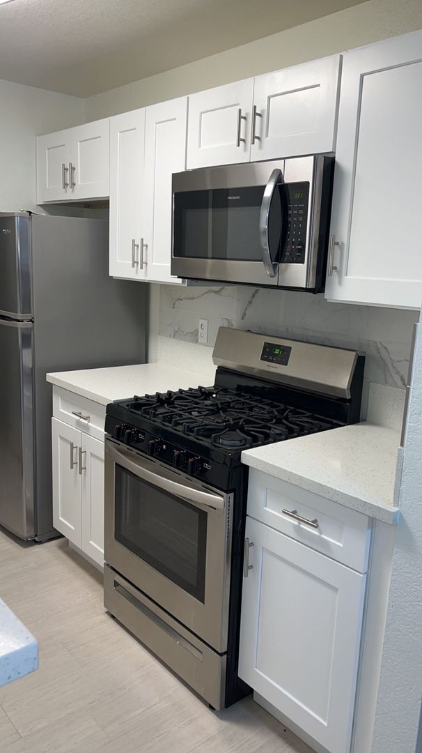 Las Vegas Apartment: 1110 Redwood St