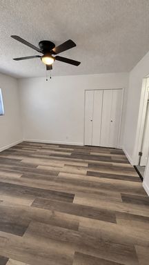 Newly Renovated 2 Bed, 2 Bath in Panorama City – Laundry on Site! Apartamento recién renovado de 2 habitaciones y 2 baños en Panorama City – photo 1