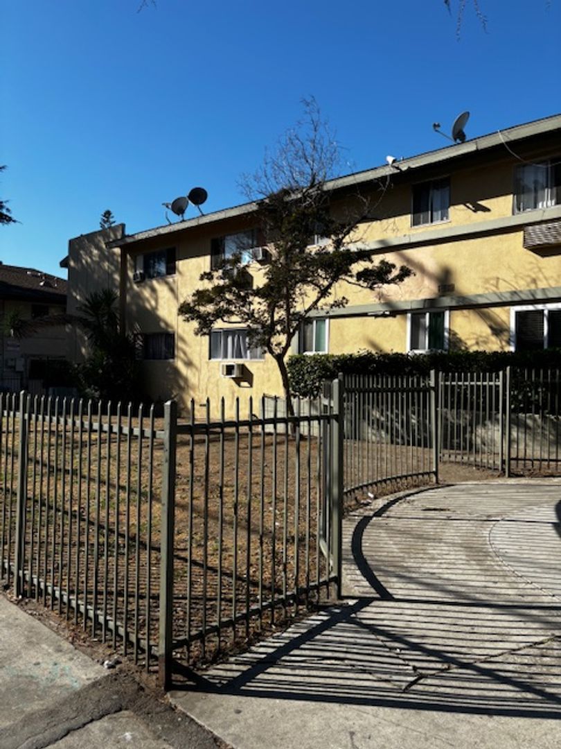 Panorama City Apartment: 8759-8801 Tobias Avenue