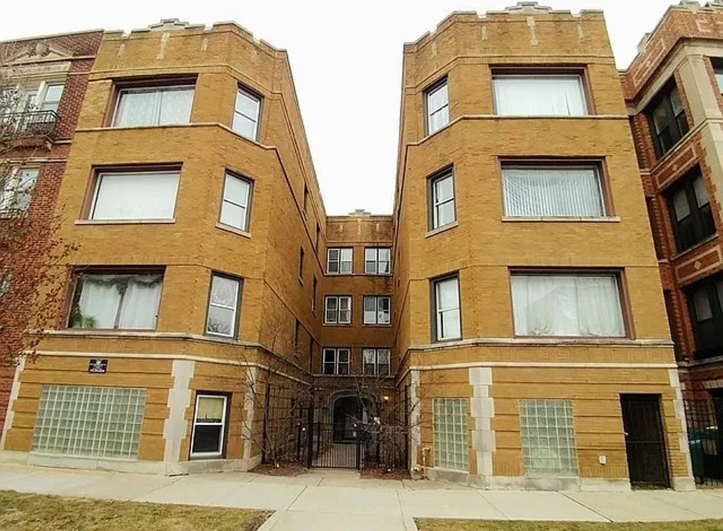 Chicago Condo: 5205 S Drexel Ave