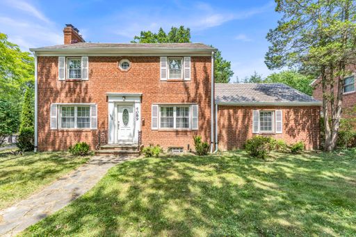 4089 Washington Blvd, University Hts, OH 44118- Spacious 3-bed 2.5-bath single-family home! – photo 1
