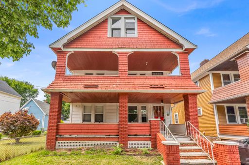 382 E 161st St | 2nd Floor, Cleveland, OH 44110- Spacious 3-bed 1-bath multi-family home! – photo 1