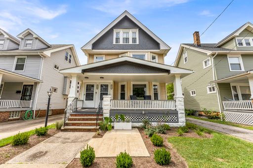 2638 E 126th St | Unit 2 UP, Cleveland, Ohio, 44120 - Spacious 2-bed 1-bath multi-family home! – photo 1