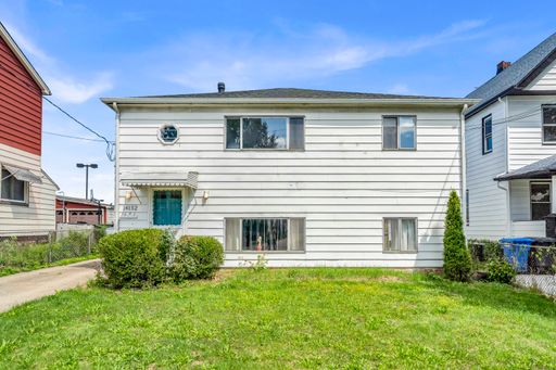 14152 Berwyn Ave | UP, Cleveland, OH 44111 - Spacious 2-bed 1-bath multi-family home! – photo 1