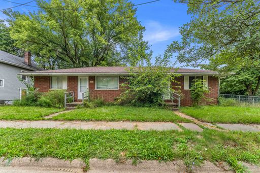 1143 Santee Ave | Unit 2, Akron, OH 44306 - Spacious 2-bed 1-bath multi-family home! – photo 1