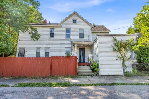 3721 W 33rd St | UP, Cleveland, OH 44109 - Spacious 2-bed 1-bath multi-family home! – photo 1