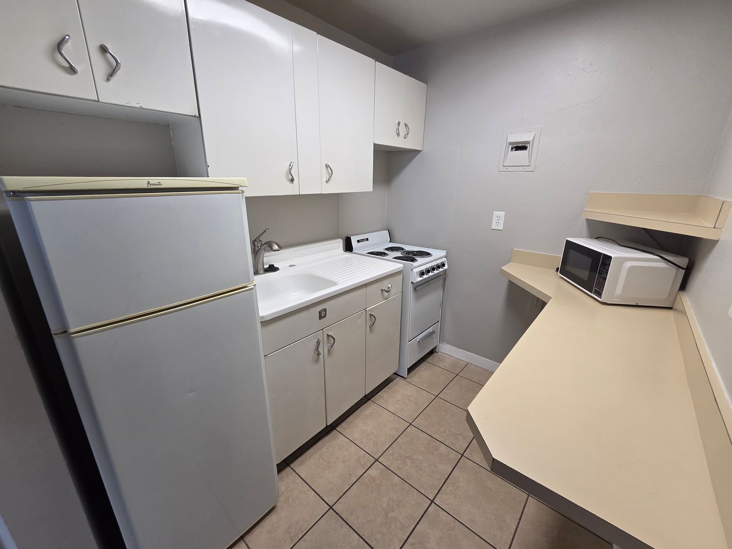 Littleton Apartment: 197 E. Powers Ave #1-12