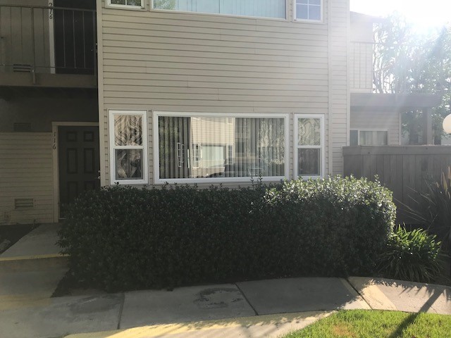 Modesto Apartment: 3500 San Clemente Ave