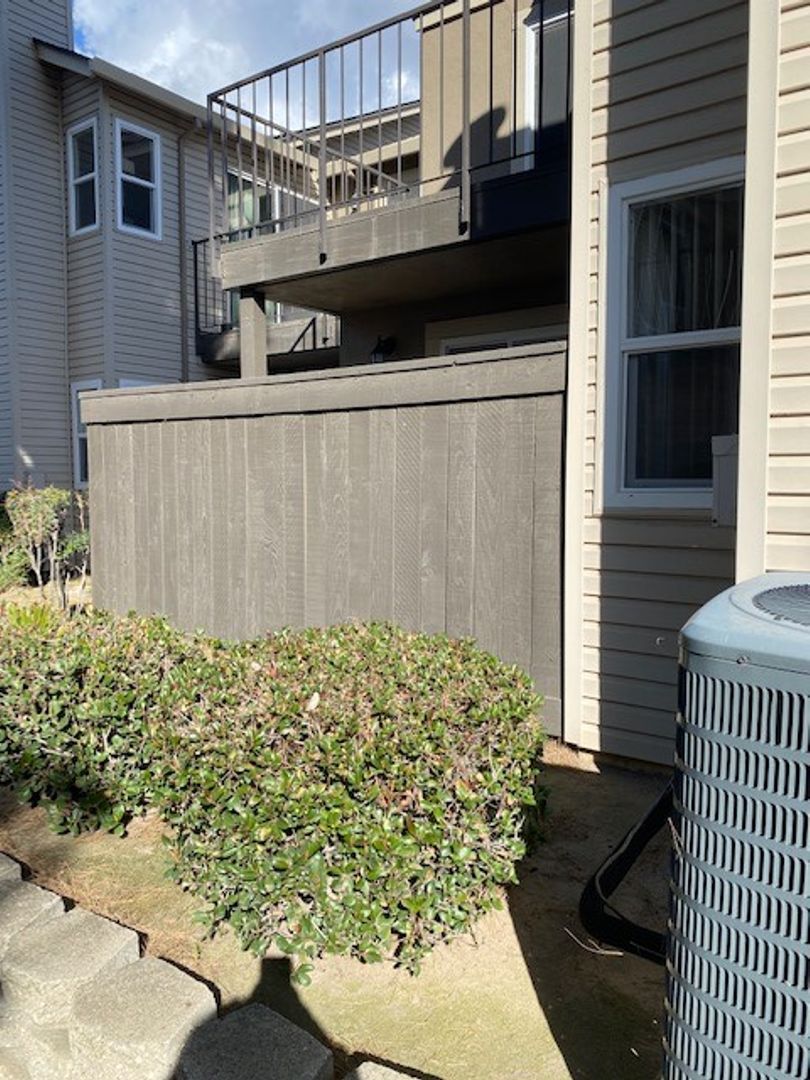 Modesto Apartment: 3500 San Clemente Ave