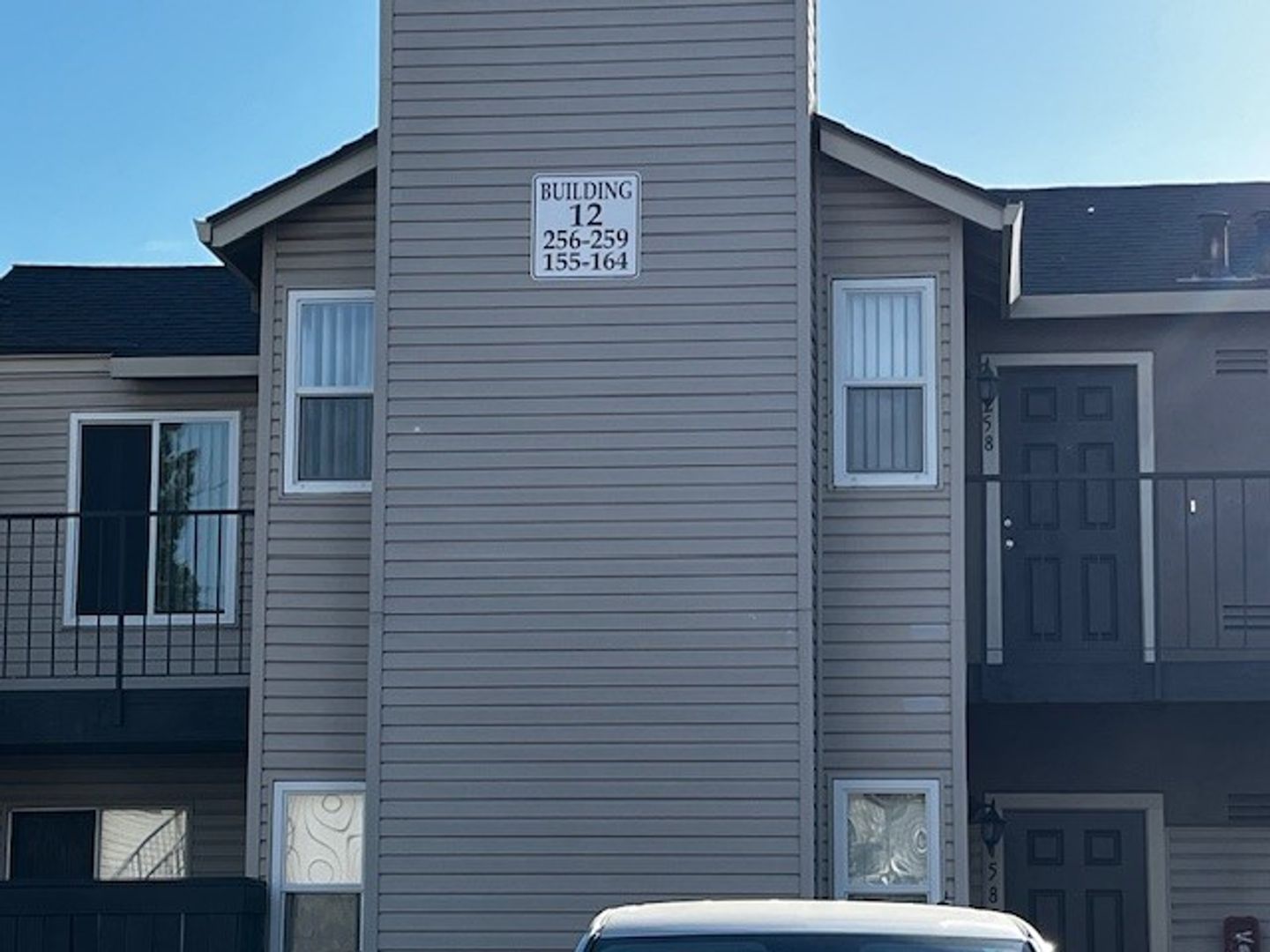 Modesto Apartment: 3500 San Clemente Ave