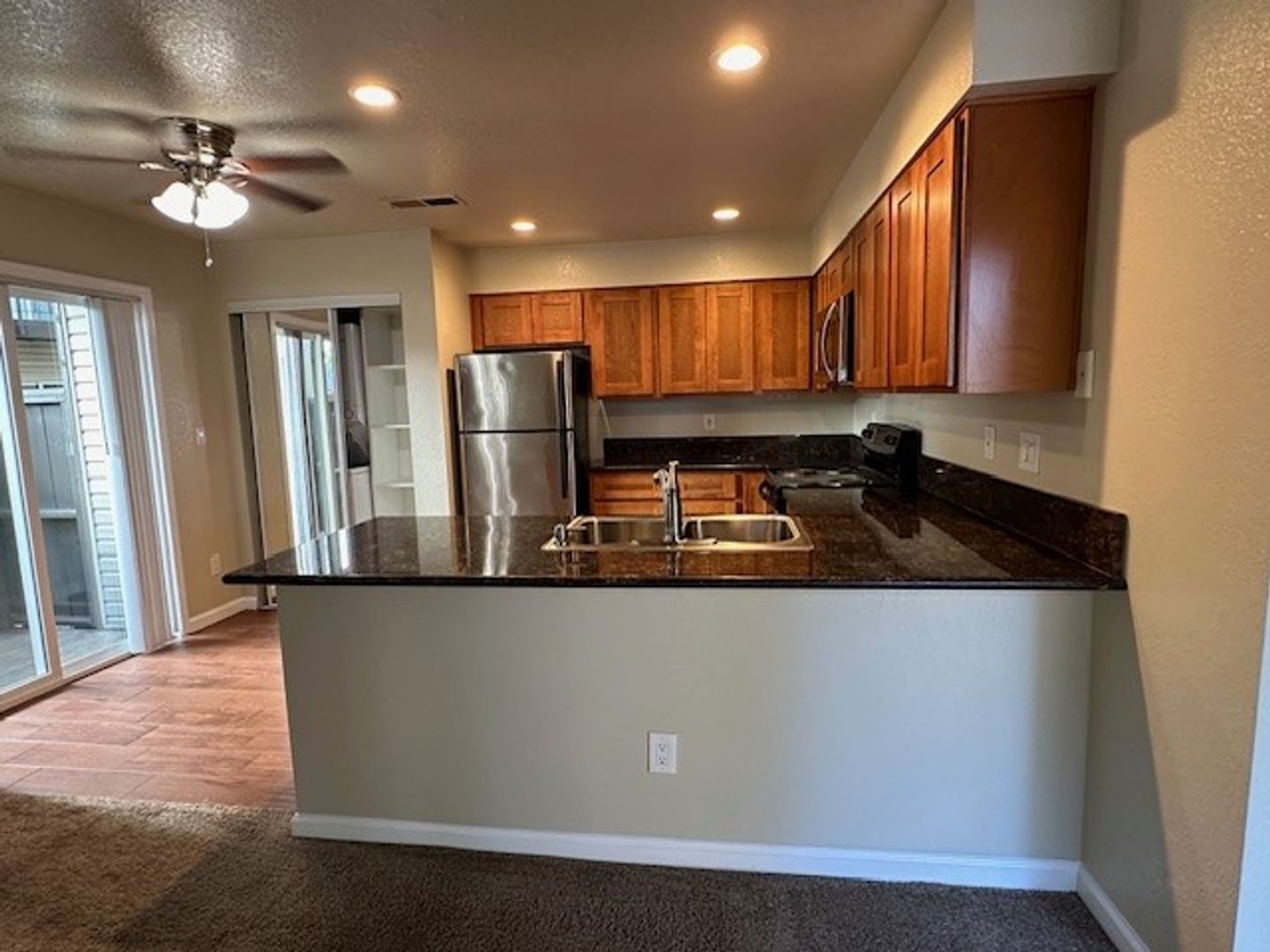 Modesto Apartment: 3500 San Clemente Ave