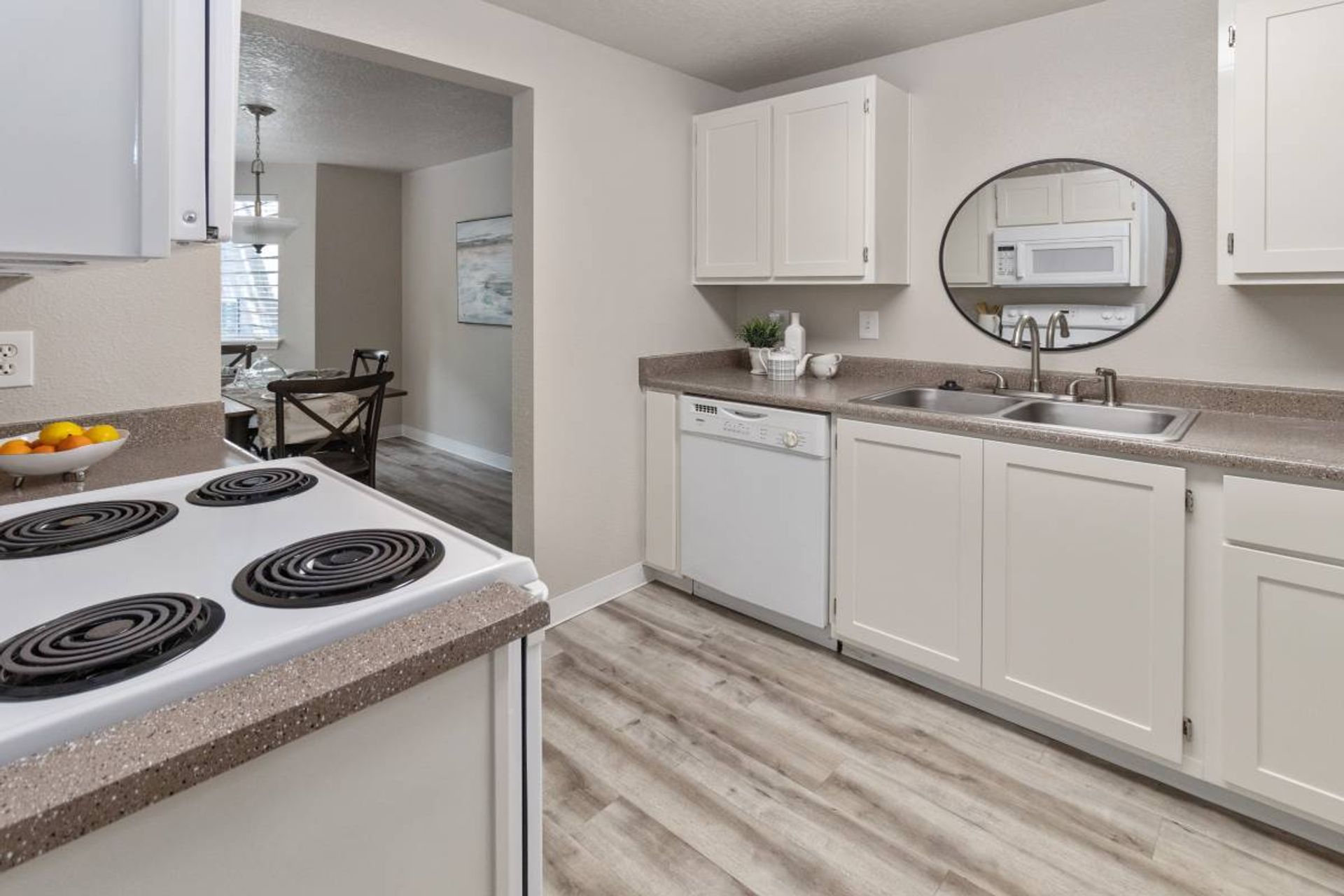 Happy Valley Apartment: 11545 SE Stevens Road