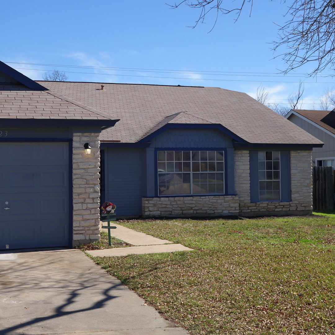 Round Rock Apartment: Greenlawn Blvd