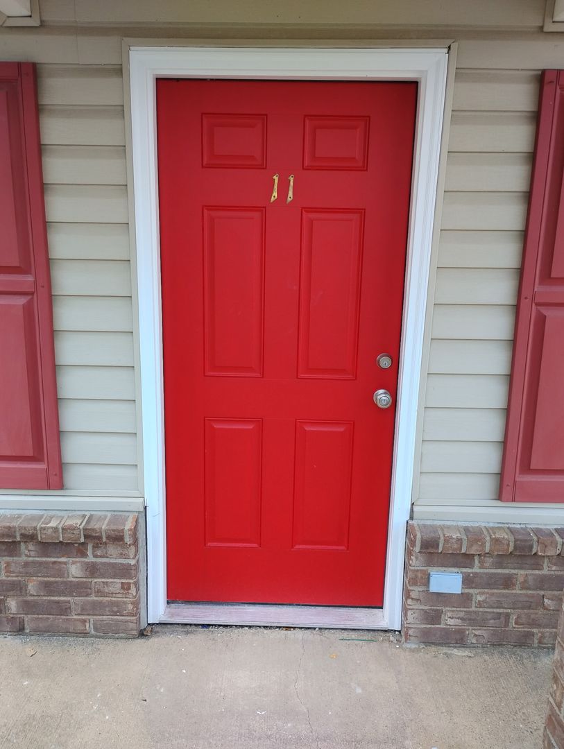 Jonesboro Apartment: 1603 Latourette Drive