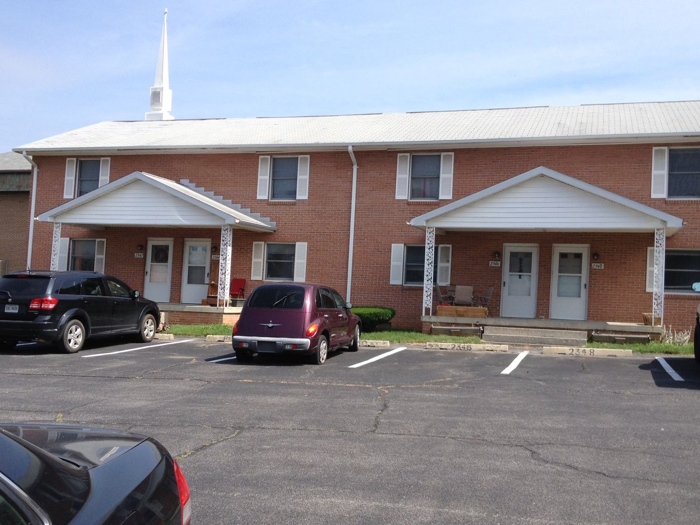 Winchester Apartment: 2342-2354 Roosevelt Boulevard