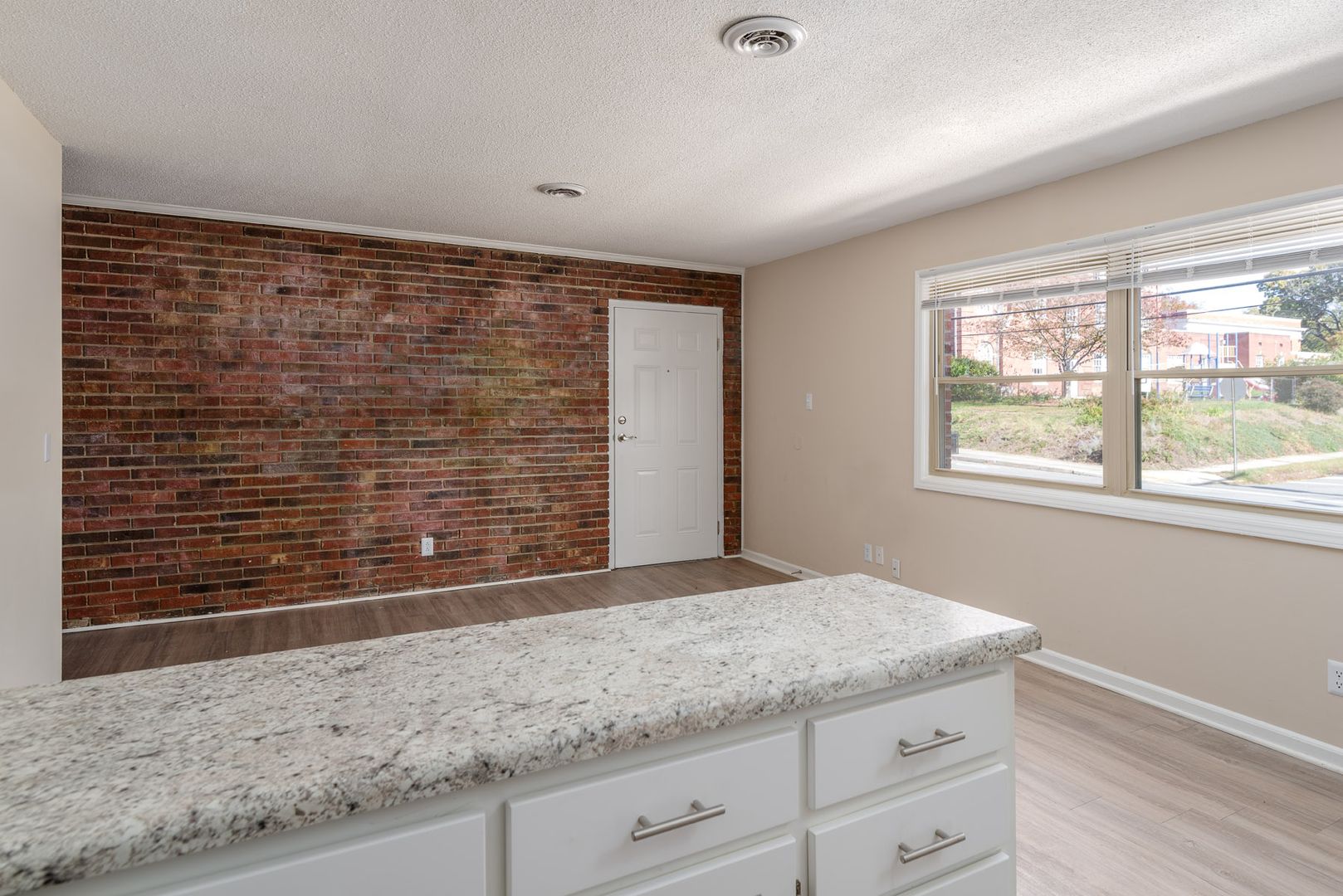 Greensboro Apartment: 516 S. Mendenhall Street