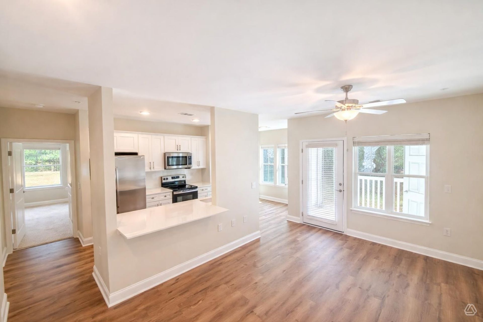 Jamestown Apartment: 300 Lennox Dr.