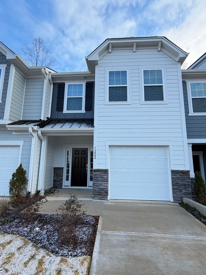 Mebane Townhome: 1222 Hammond Dr