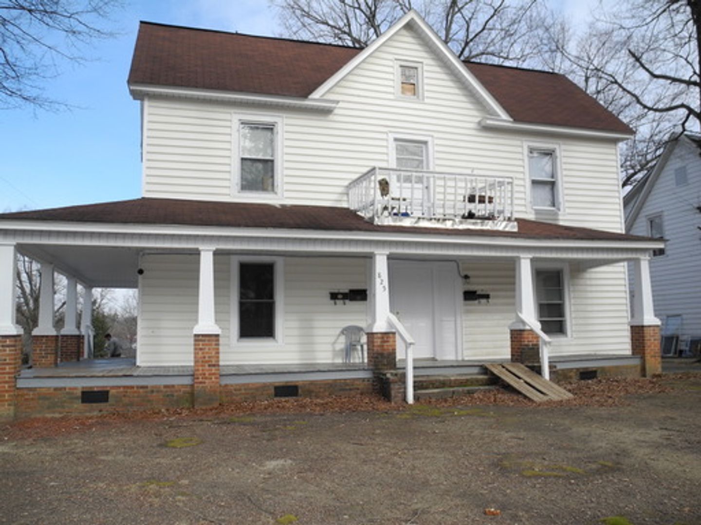 Burlington Apartment: 825 S. Broad Street