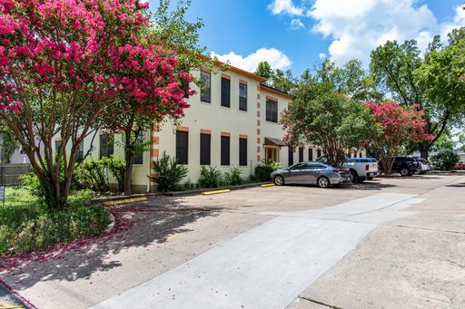 1823 Fortview, 203 – photo 1