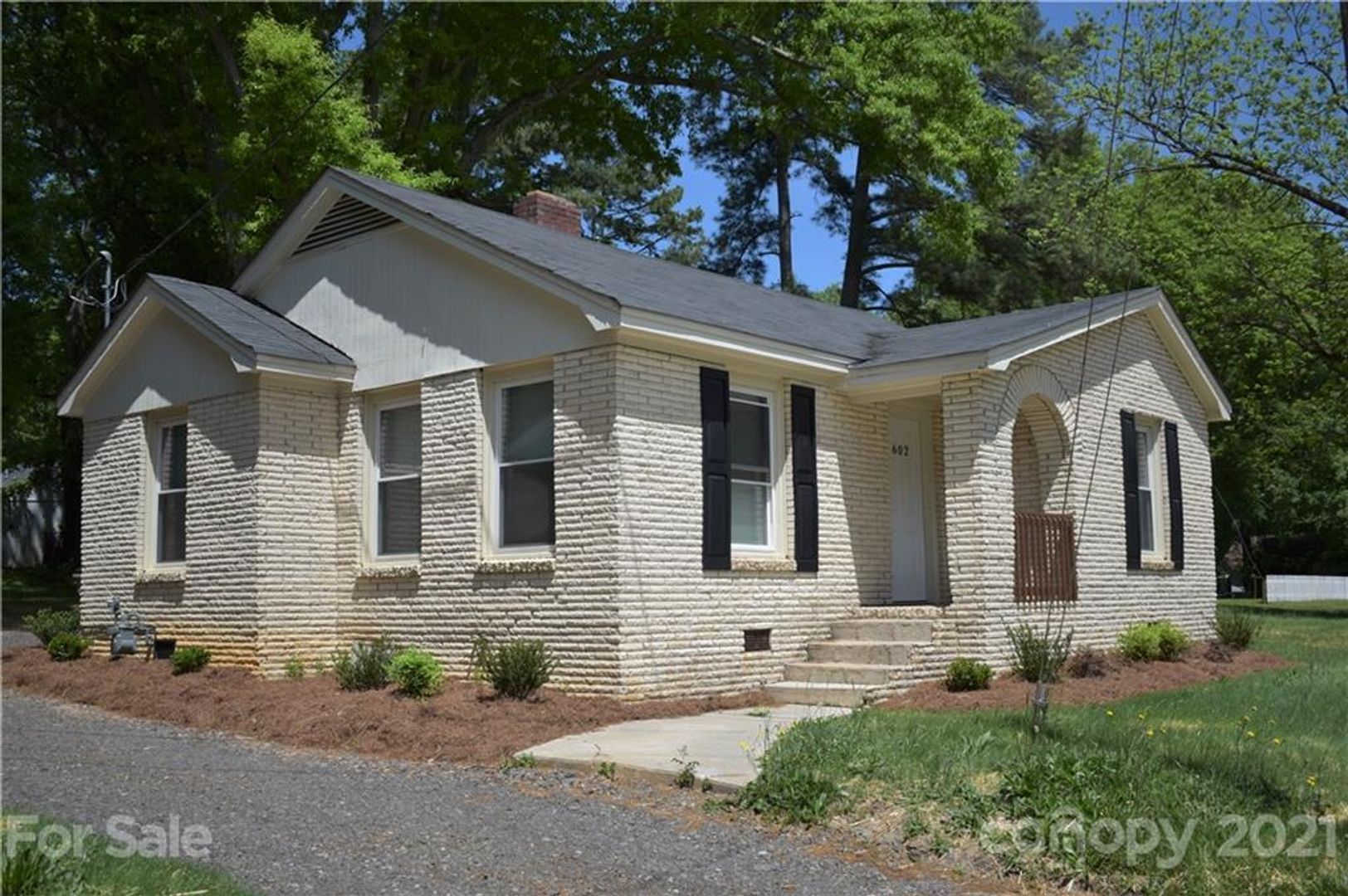 Gastonia House: 602 W Garrison Blvd