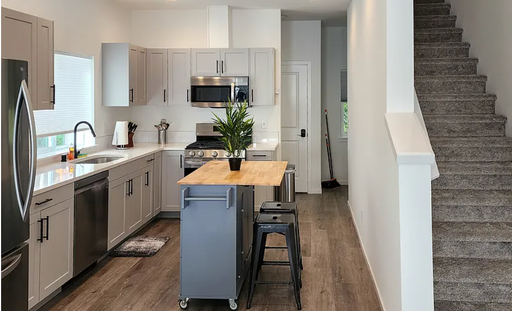 Beautiful, 2 bed, 2.5 bath townhouse in Silverdale – photo 1