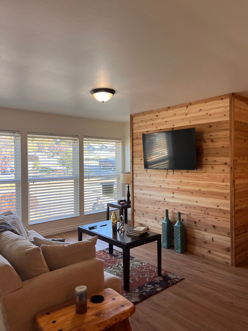 Bremerton Apartment: 1335 Bradley St