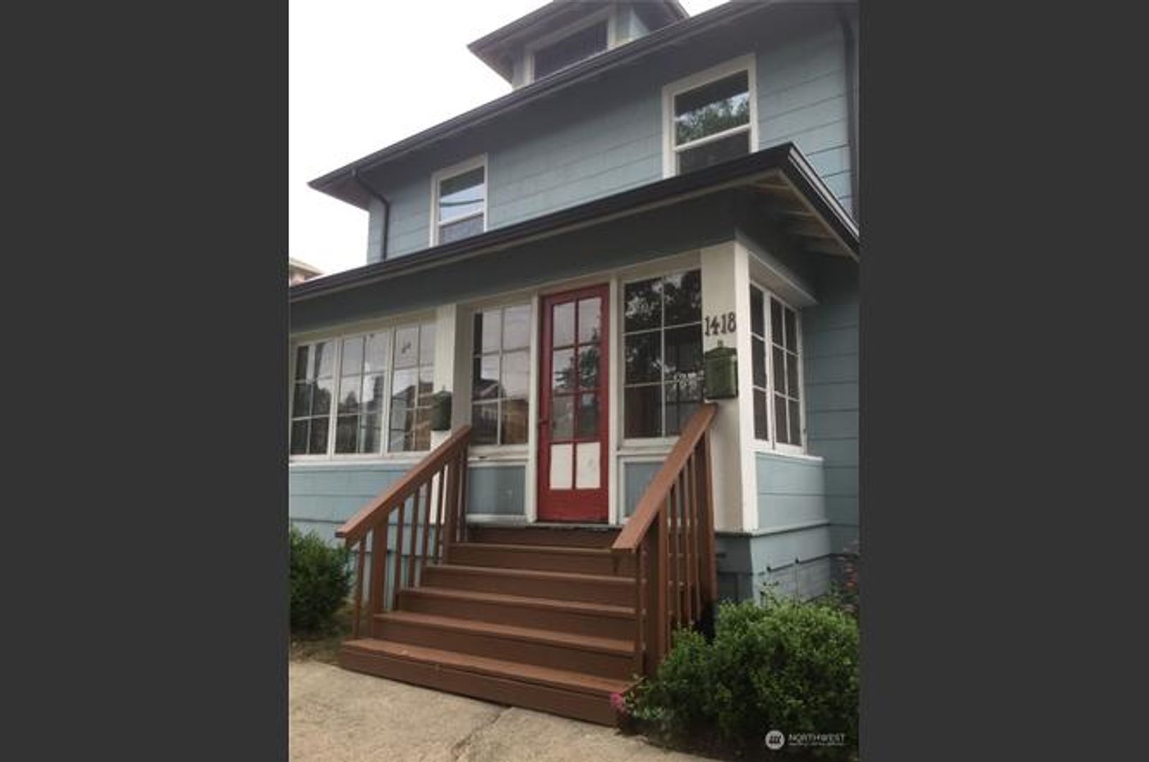 Bremerton Apartment: 1418 Burwell St