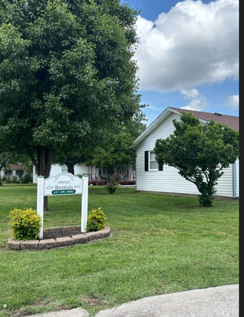 Joplin Apartment: 1101-1239 S. Willard