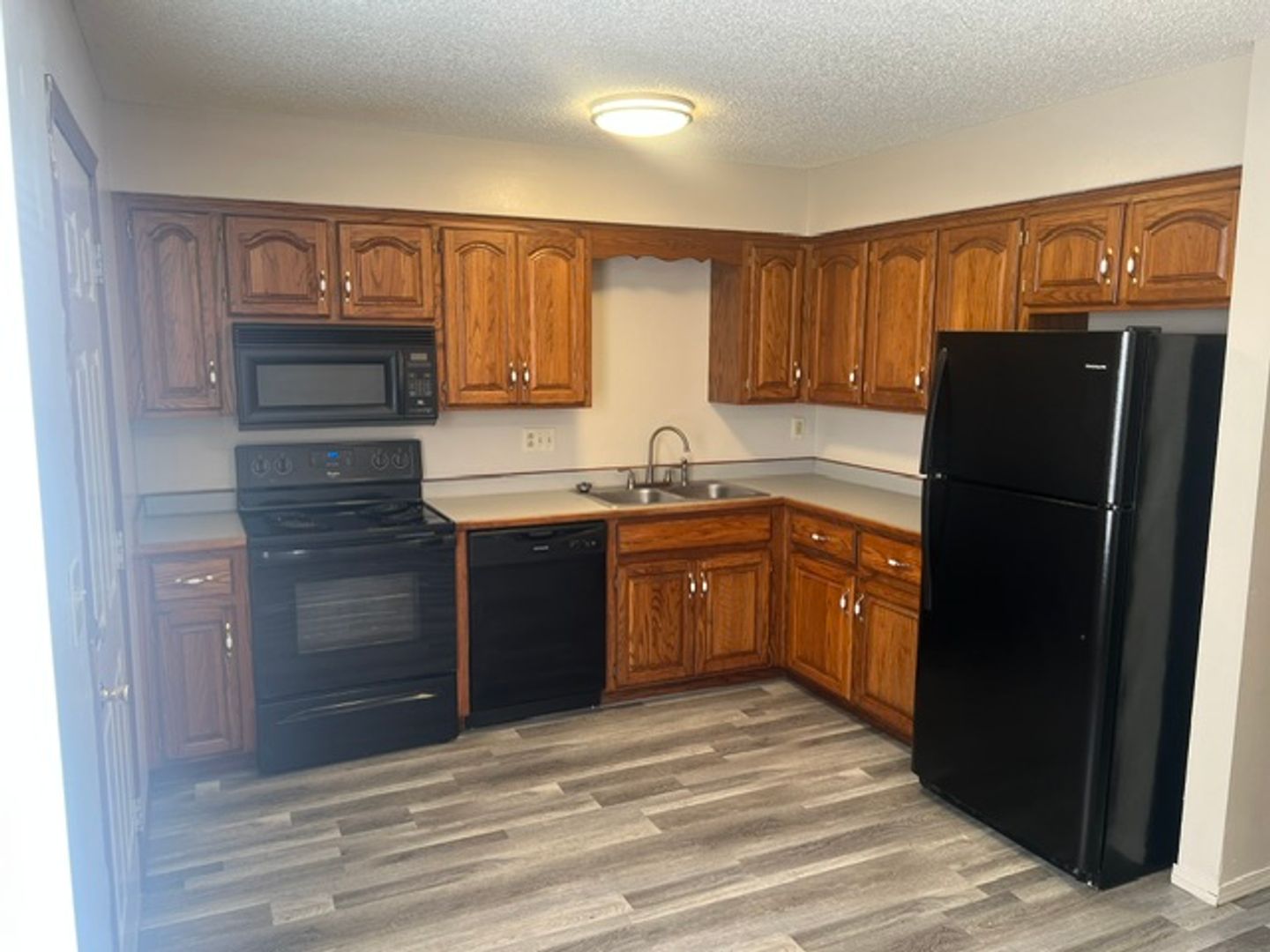Webb City Apartment: 1836 S. Oronogo