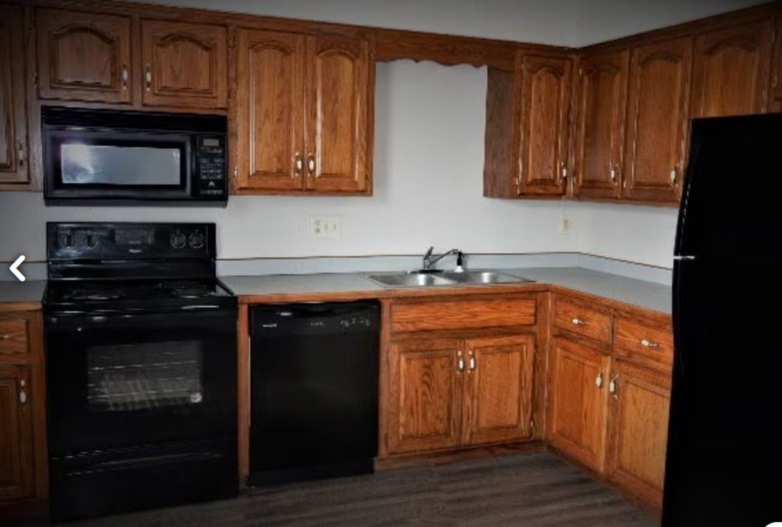 Webb City Apartment: 1836 S. Oronogo